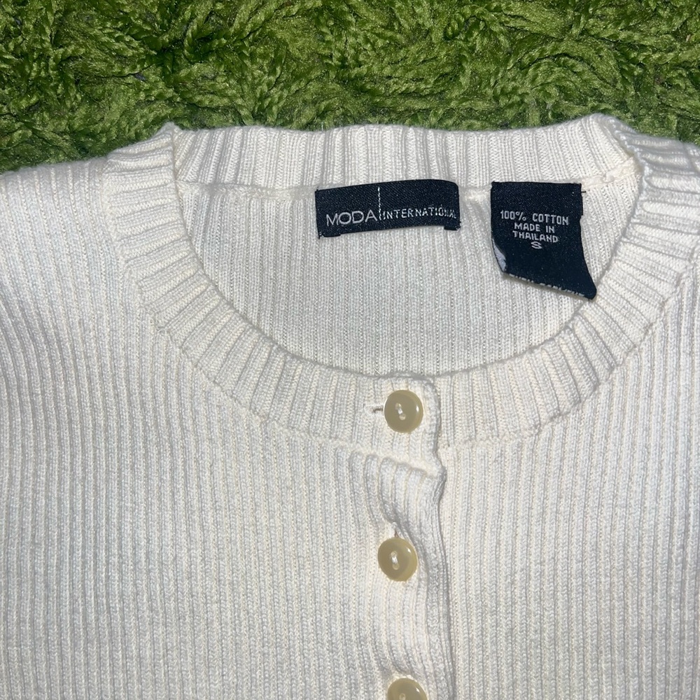 Moda Int. Light Short Sweater - Picture 4 of 5
